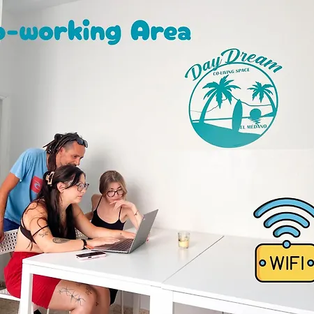 Vandrerhjem Daydream Medano Coliving