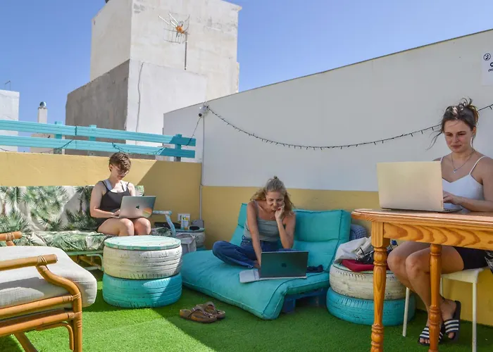 Daydream Medano Coliving Hostel *