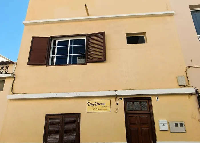 Daydream Medano Coliving *